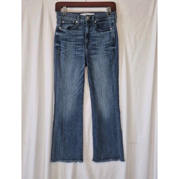 AYR The Pop Crop W27S Frayed Hem Flare Jeans 27 - Picture 2 of 9